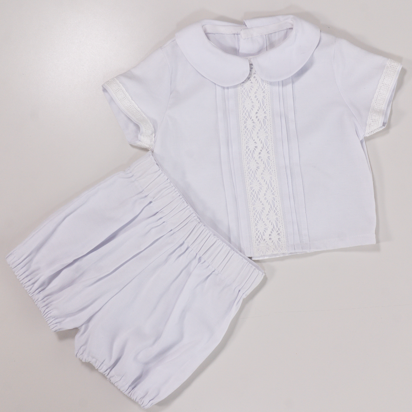 Conjunto camisa más pantalon con encaje