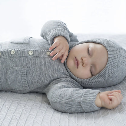 Saco para Bebé con Tejido Bordado, Capucha y Botones